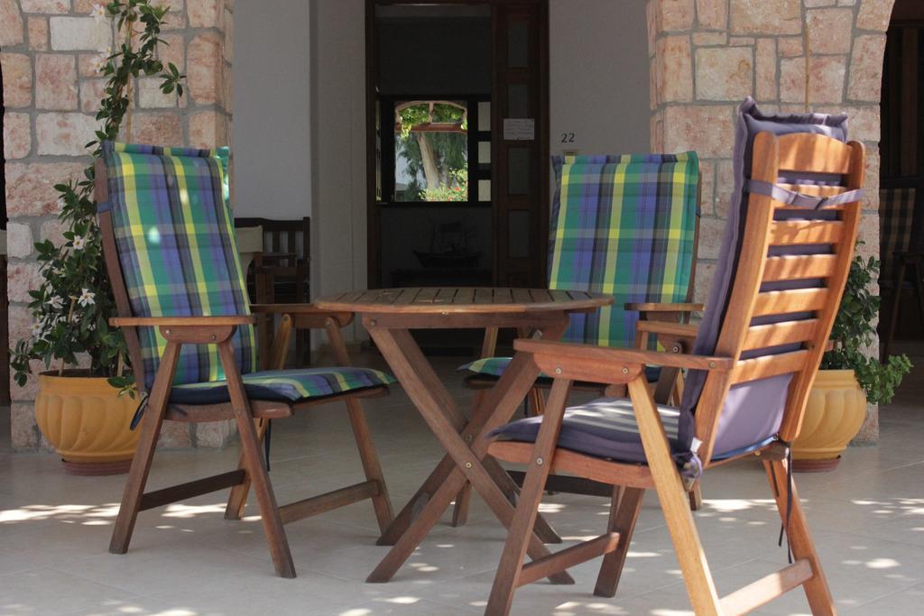 Hotel Delfini Adamantas  Dış mekan fotoğraf